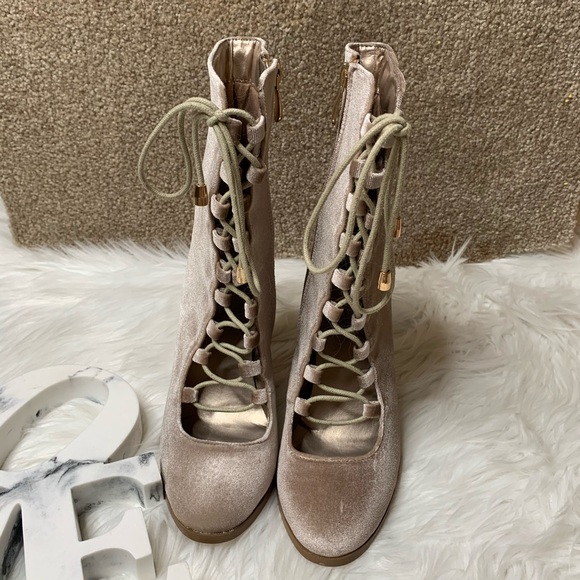 LOVE ATHENA VELVET BOOTS - Picture 2 of 6